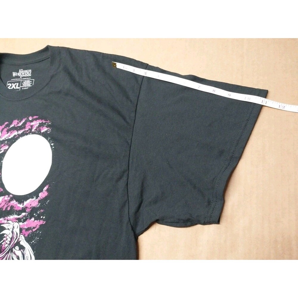 An American Werewolf In London Men 2XL  Short Sleeve T Shirt NWOT Unisex Dad Tee - Picture 8 of 11
